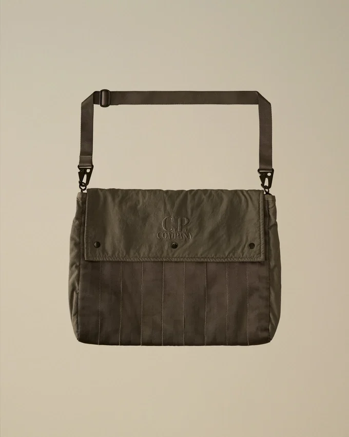 Bolso de hombro con diseño en espiga