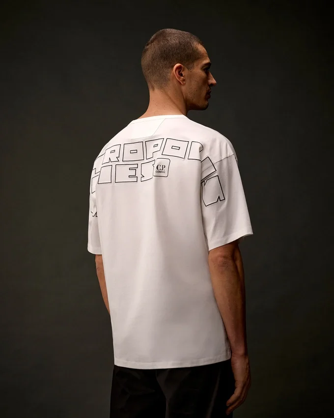 Camiseta de manga corta de jersey mercerizado de la Metropolis Series con bordado en la espalda