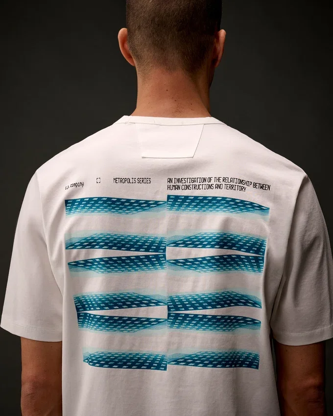 Camiseta gráfica de manga corta de jersey mercerizado de la Metropolis Series