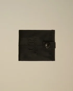 Cartera con diseño en espiga