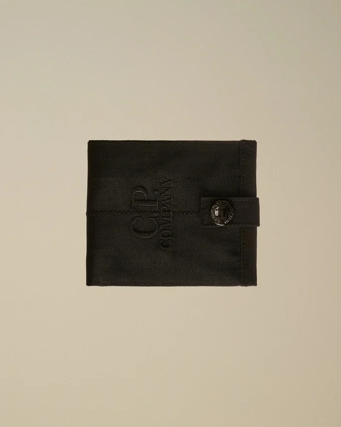 Cartera con diseño en espiga