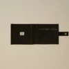 Cartera con diseño en espiga