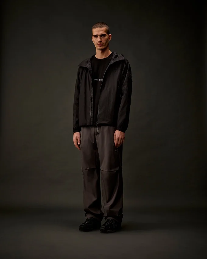 Chaqueta con capucha de la Metropolis Series de Pertex® y Primaloft®