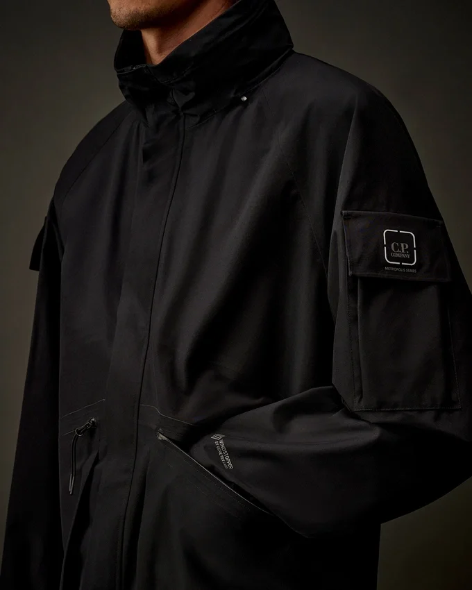 Chaqueta con capucha de la Metropolis Series Windstopper® de GORE-TEX LABS
