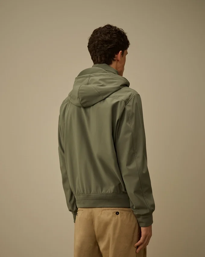Chaqueta con capucha oculta C.P. Shell-R