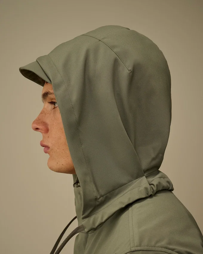 Chaqueta con capucha oculta C.P. Shell-R