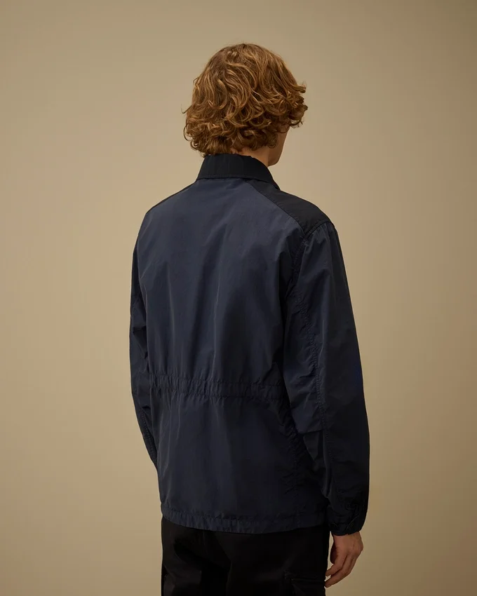 Chaqueta «Lens» de Flatt Nylon con botones mixtos