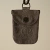 Estuche para llaveros con diseño en espiga