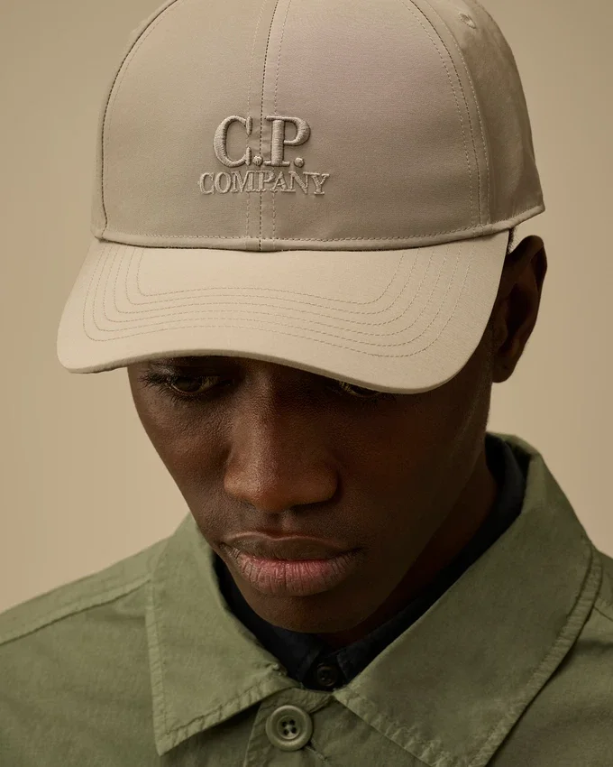 Gorra con logotipo Chrome-R