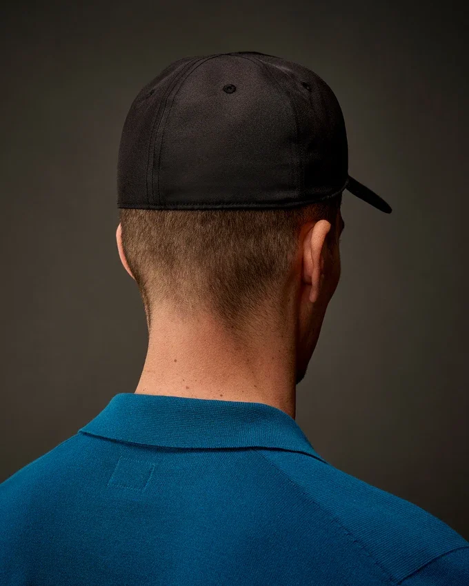 Gorra con logotipo de sarga de poliéster de la Metropolis Series