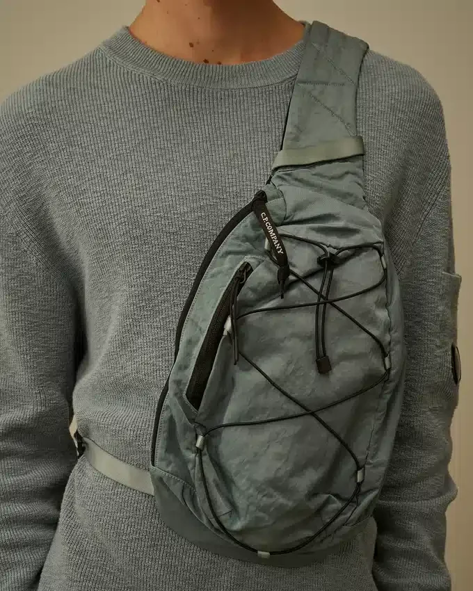 Mochila bandolera de Nylon B