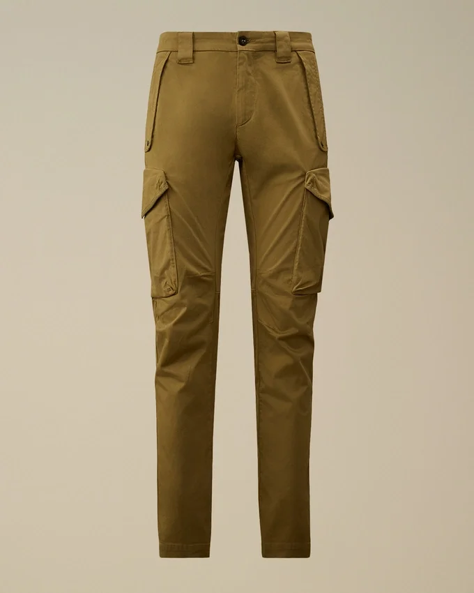 Pantalones cargo con bolsillos redondeados ergonómicos de satén elástico