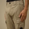 Pantalones cargo con lentes ergonómicas de satén elástico