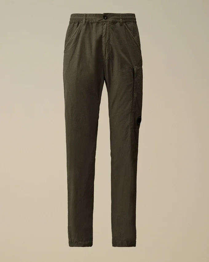 Pantalones cargo de corte regular de Flatt Nylon