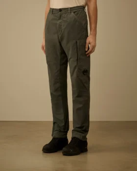 Pantalones cargo de corte regular de Flatt Nylon