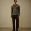 Pantalones cargo de corte regular en satén elástico