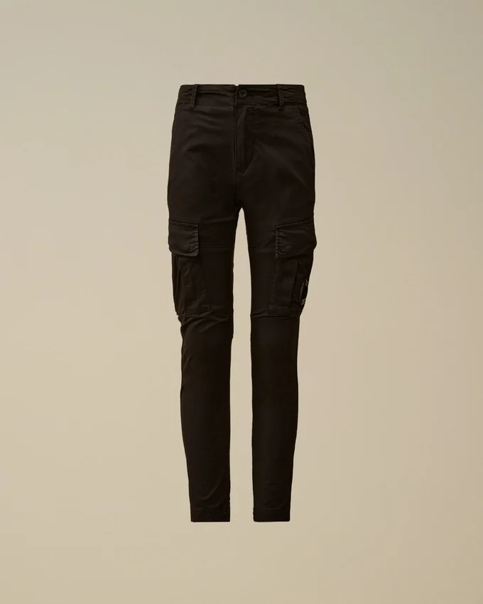 Pantalones cargo elásticos de gabardina U16 con detalle de Lens