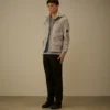 Pantalones cargo ergonómicos Chrome-R con detalle de lente