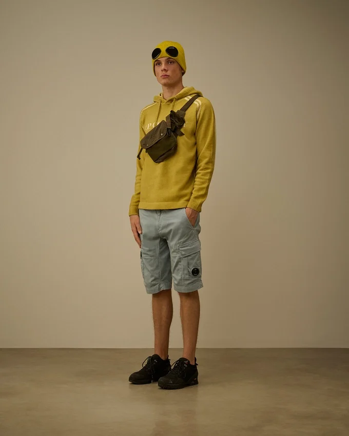 Pantalones cortos cargo de satén elástico con lente