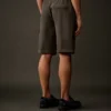 Pantalones cortos de chándal tipo cargo de felpa elástica de la Metropolis Series