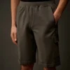 Pantalones cortos de chándal tipo cargo de felpa elástica de la Metropolis Series