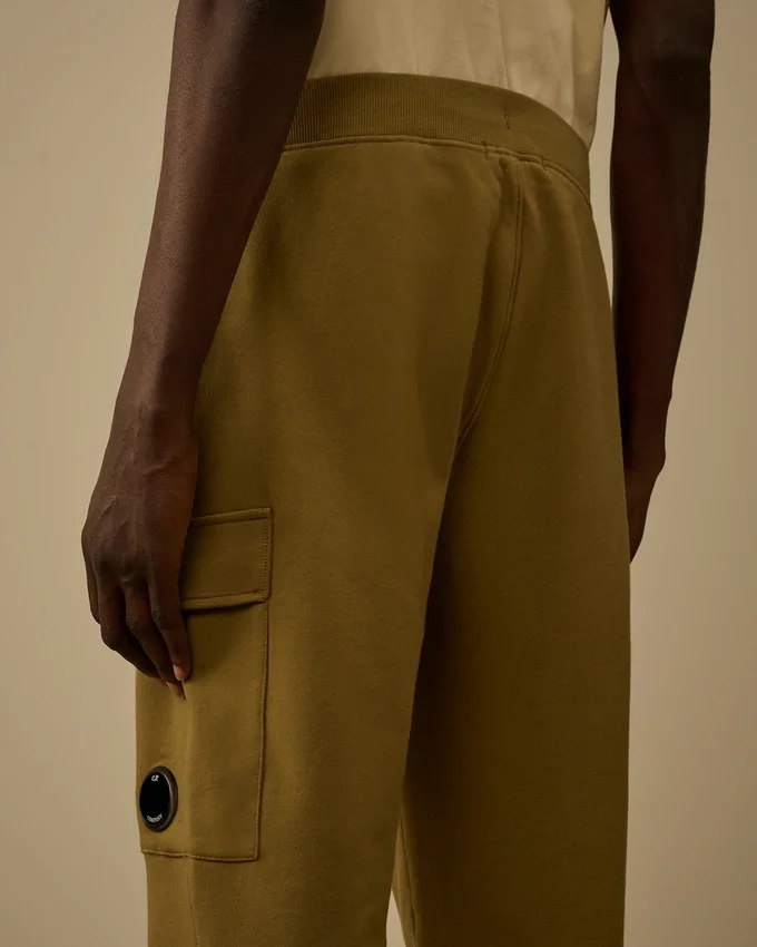 Pantalones de chándal cargo «Lens» de felpa diagonal en relieve