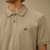 Polo de manga corta con logotipo de piqué elástico
