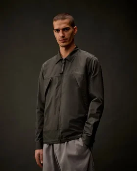 Sobrecamiseta con cremallera de gabardina de la Metropolis Series