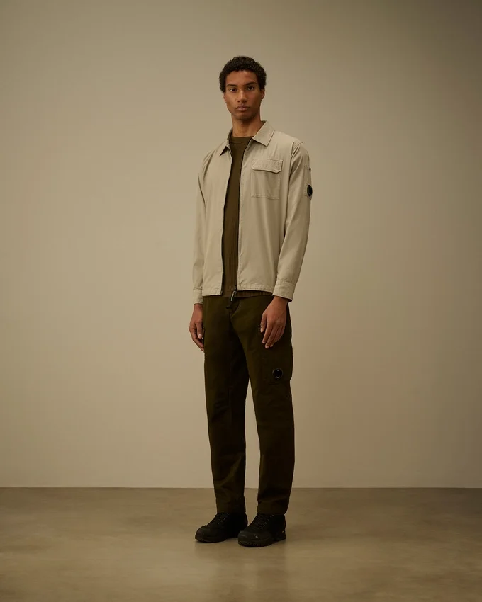 Sobrecamiseta con cremallera para lentes de gabardina orgánica