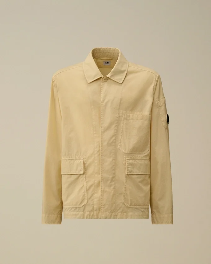 Sobrecamiseta Taylon P con detalle de lente y botones
