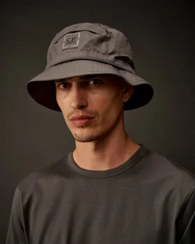 Sombrero tipo bucket de la Metropolis Series de HyST