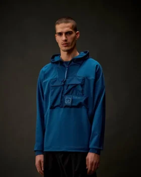 Sudadera con capucha y media cremallera de forro polar elástico de la Metropolis Series